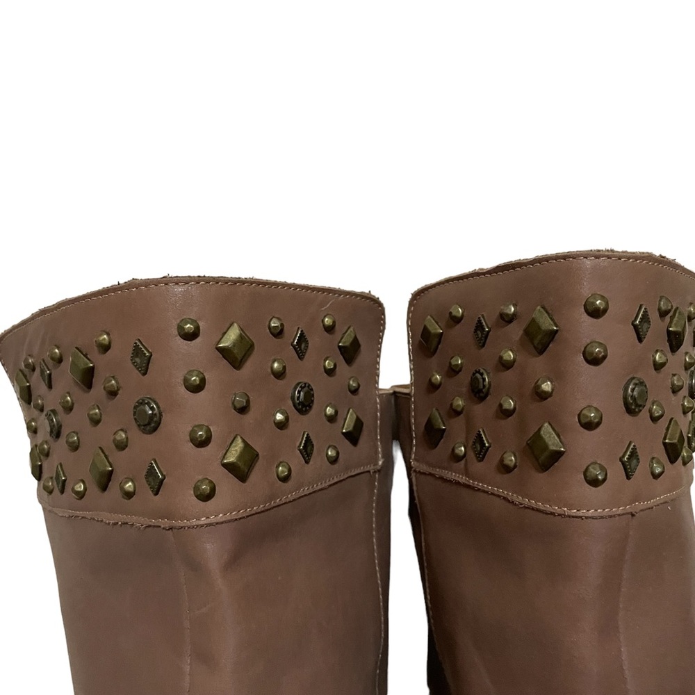 Women’s Restricted Studded Leather Light Brown Knee High Boots Size 6.5